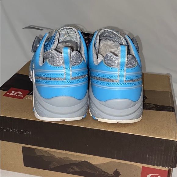 Shoes - Picture 2 of 5